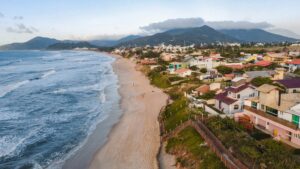 Descubra Florianópolis: Entre Praias, Cultura e Aventura
